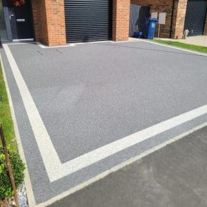 Partisan and Snowfall PERMABOUND Resin Bound Driveway